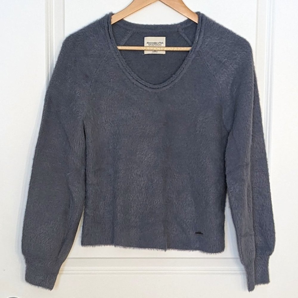 Abercrombie & Fitch Soft Collection Sweater